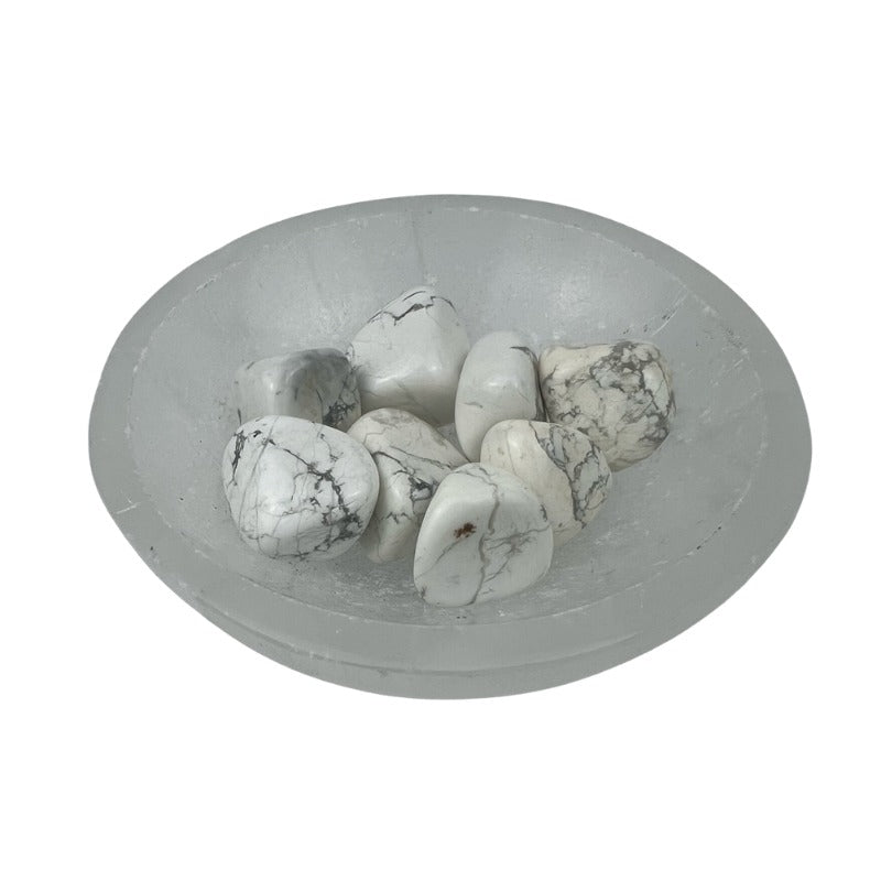 White Howlite Tumbled Stone - 15-30 mm