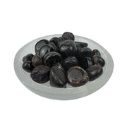 Garnet Tumbled Stone - 10-20 mm