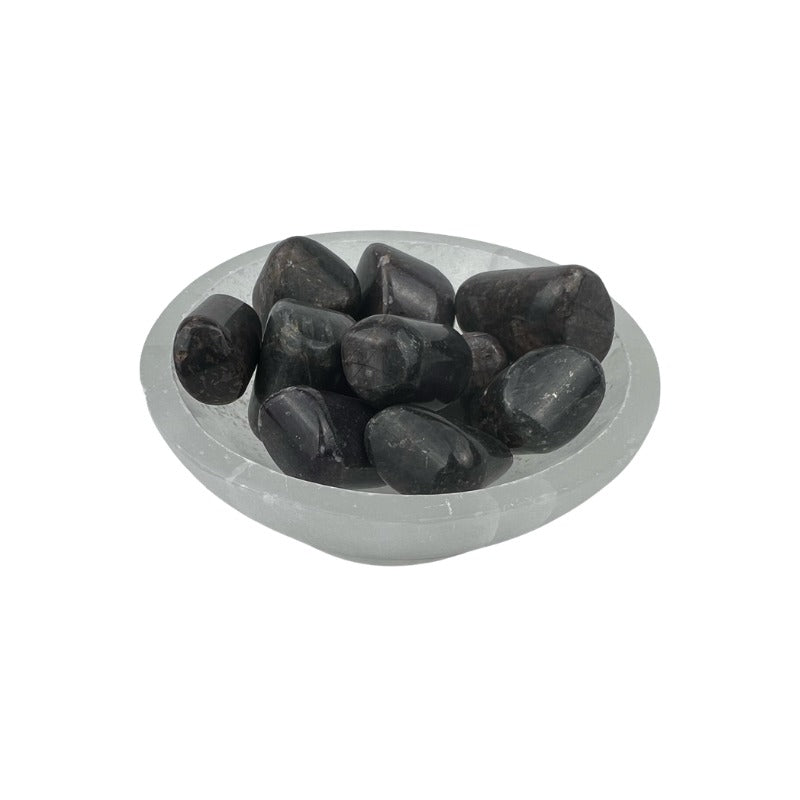 Dark Ruby Tumbled Stone - 20-30 mm