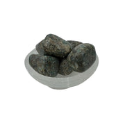 Green Kyanite Tumbled Stone - 25-50 mm
