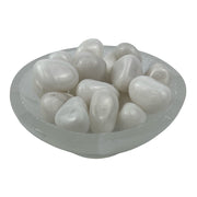 White Agate Tumbled Stone - 20-30 mm