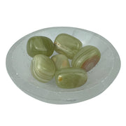 Green Onyx Tumbled Stone - 15-30 mm