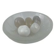 Snow White Agate Tumbled Stone - 20-35 mm