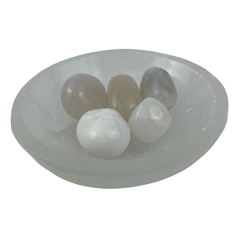 Snow White Agate Tumbled Stone - 20-35 mm
